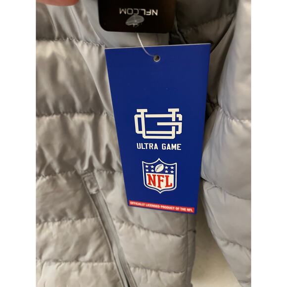 NWT NFL Shield Puffer Jacket M Silver Gray Hooded Quilted Coat Ultra Game $140 - Picture 5 of 10
